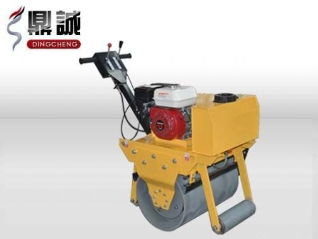 點(diǎn)擊查看詳細(xì)信息<br>標(biāo)題：輕型手扶式單鋼輪壓路機(jī) 閱讀次數(shù)：12494