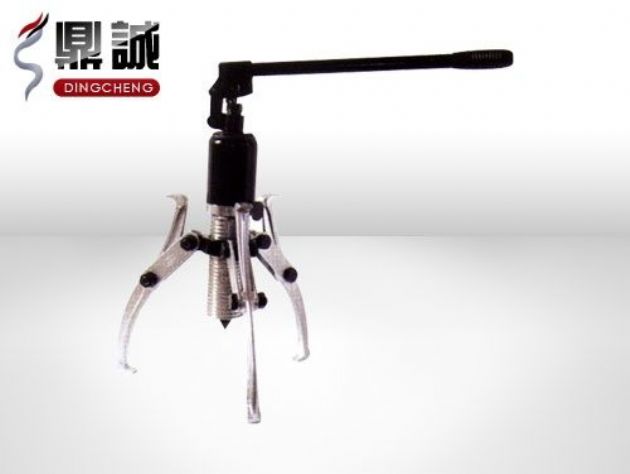 點(diǎn)擊查看詳細(xì)信息<br>標(biāo)題：整體式液壓拉馬 閱讀次數(shù)：4845