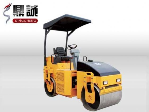 點(diǎn)擊查看詳細(xì)信息<br>標(biāo)題：3噸全液壓雙鋼輪壓路機(jī) 閱讀次數(shù)：13145
