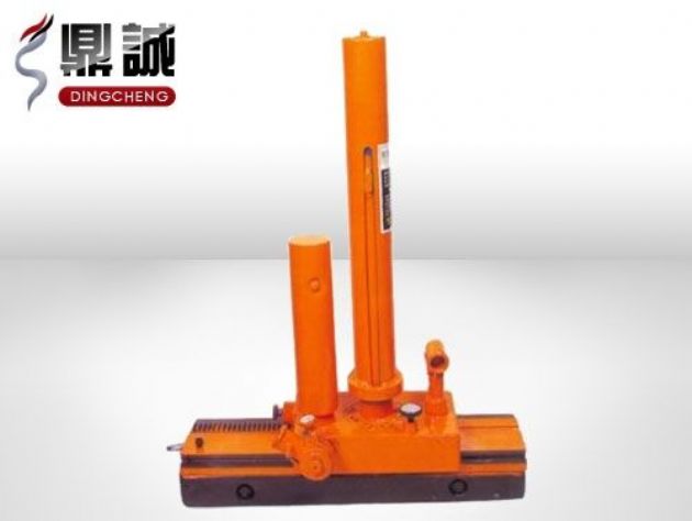 點(diǎn)擊查看詳細(xì)信息<br>標(biāo)題：機(jī)車落軌復(fù)位機(jī) 閱讀次數(shù)：4802