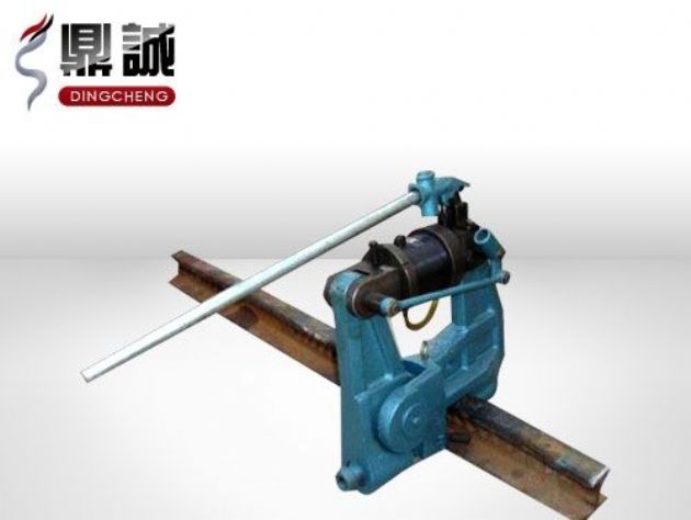 點(diǎn)擊查看詳細(xì)信息<br>標(biāo)題：液壓鋼軌擠孔機(jī) 閱讀次數(shù)：4444